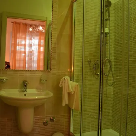 Bed & Breakfast Crystal